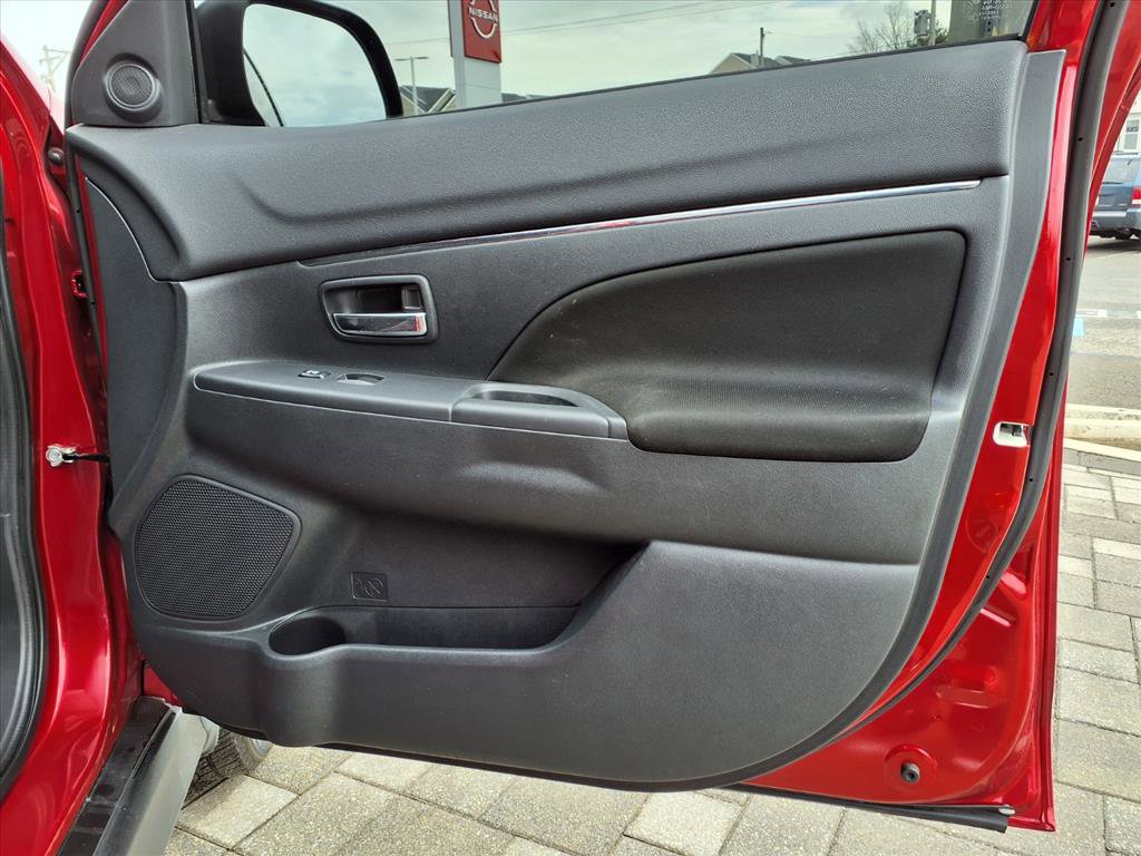 Used 2022 Mitsubishi Outlander Sport ES image 12