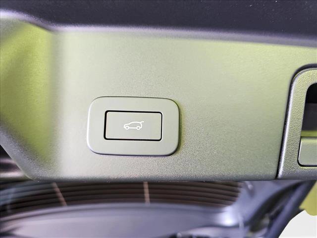 New 2026 Land Rover Range Rover Evoque S image 13