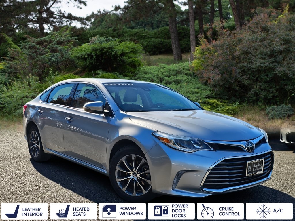 Used 2017 Toyota Avalon XLE w/ Carpet Mat Package FWD image 1