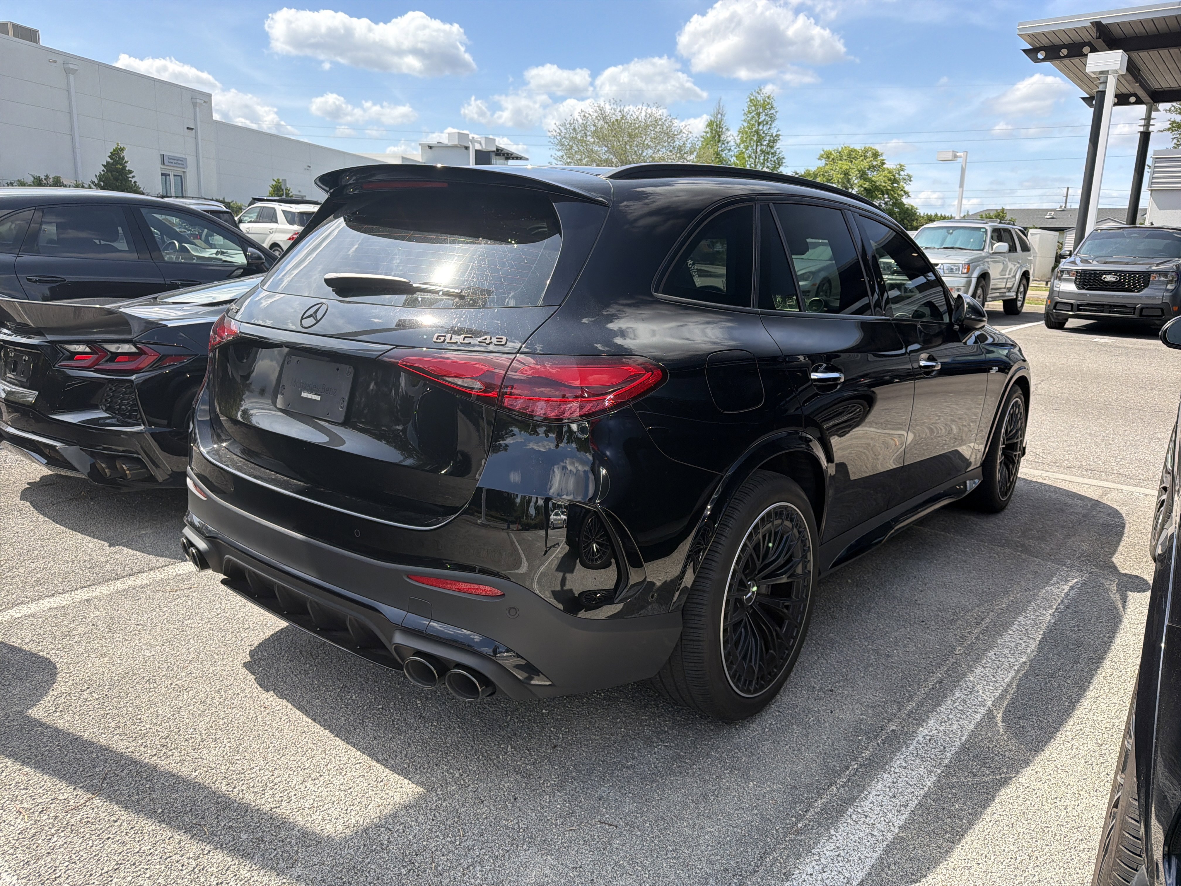 Certified 2024 Mercedes-Benz GLC 43 AMG 4MATIC image 2