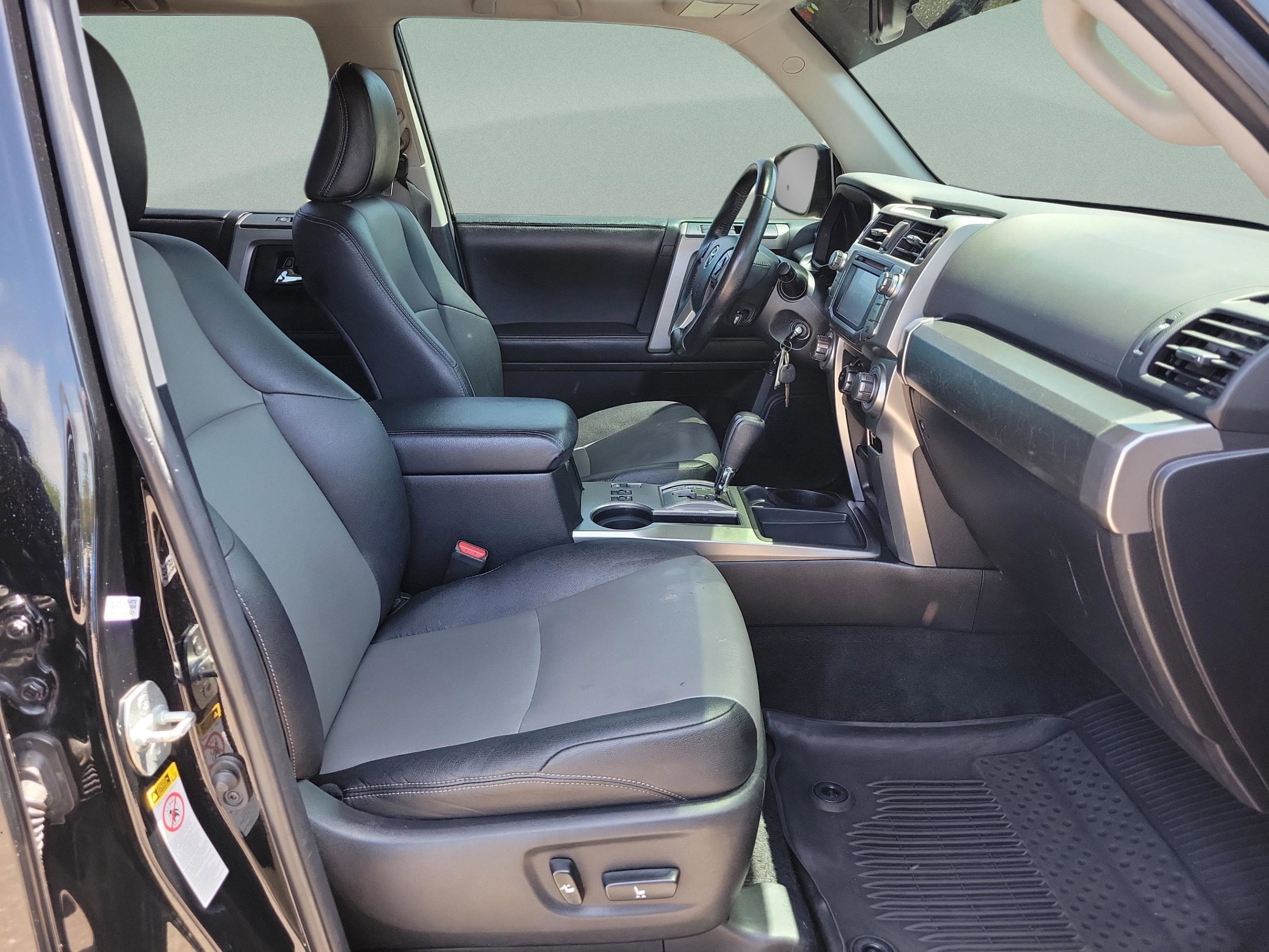 Used 2015 Toyota 4Runner SR5 Premium RWD image 18