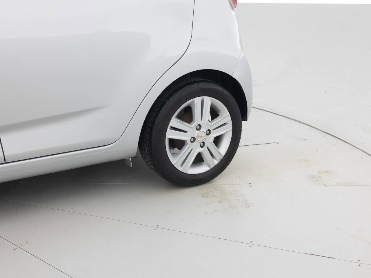 Used 2015 Chevrolet Spark LT image 19