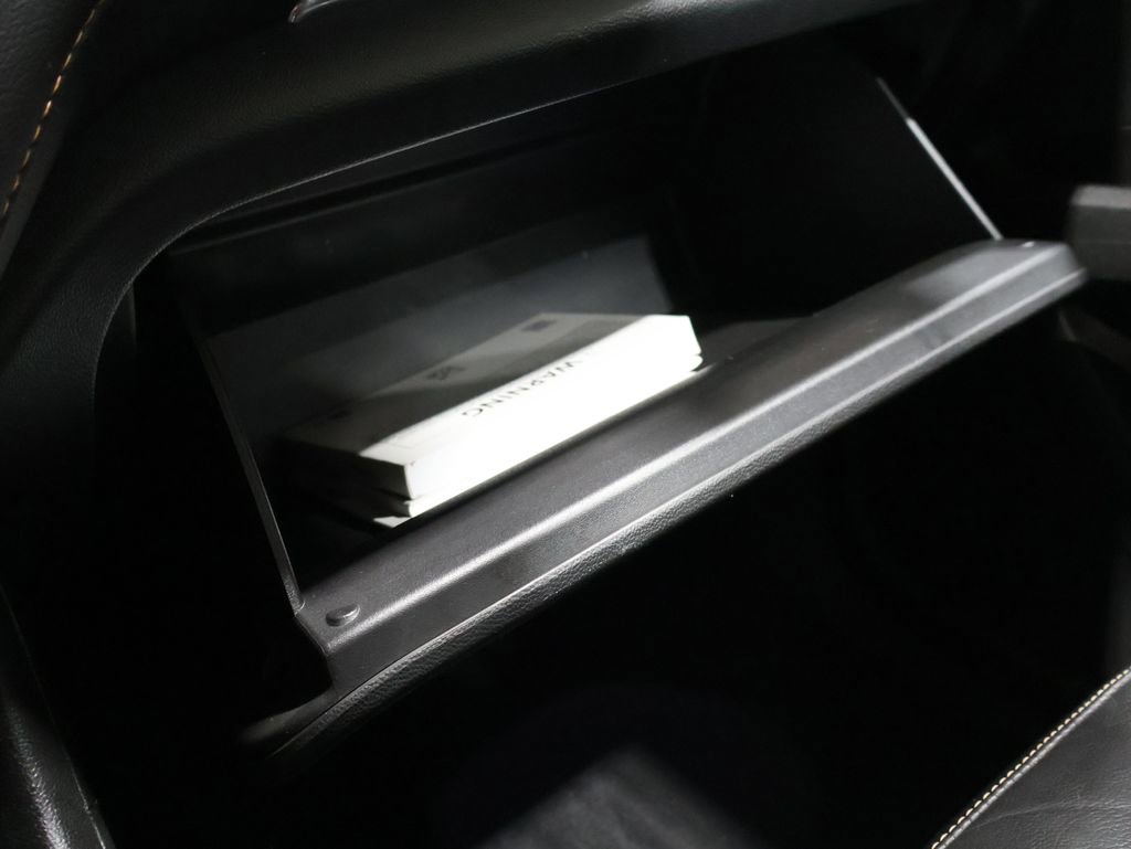 Used 2019 Chevrolet Traverse LT image 32