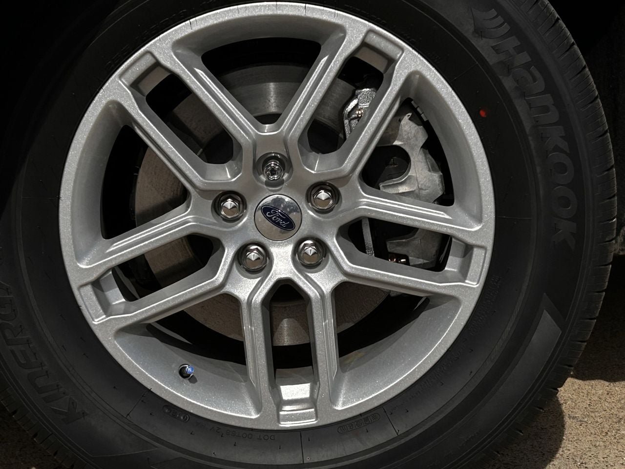 New 2026 Ford Explorer Active w/ Active Comfort Package RWD image 11