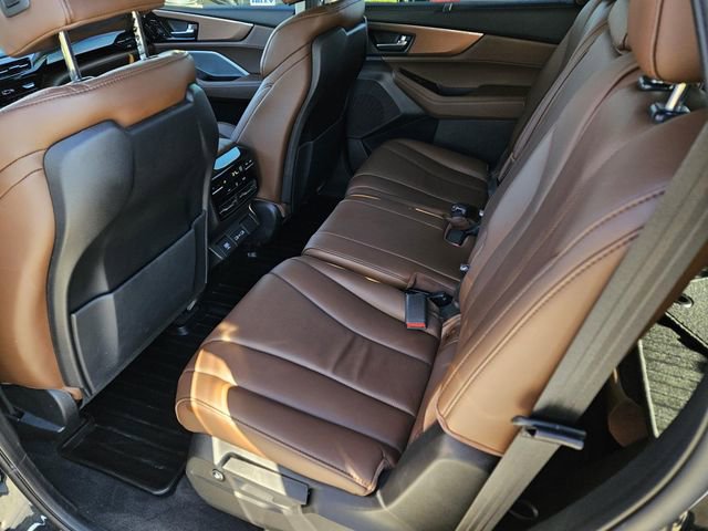 Certified 2023 Acura MDX FWD w/ Technology Package image 16