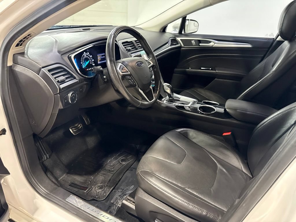 Used 2013 Ford Fusion Titanium FWD image 23