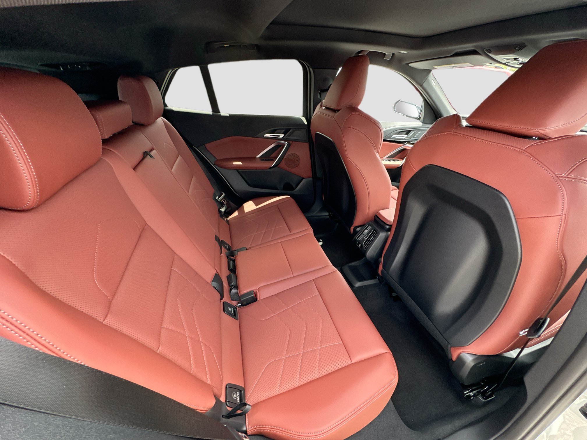 New 2026 BMW X2 xDrive28i AWD/4WD image 21