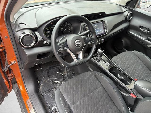 Used 2024 Nissan Kicks SV FWD image 13