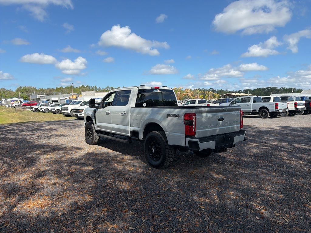 Used 2025 Ford F250 Lariat w/ Lariat Ultimate Package image 3