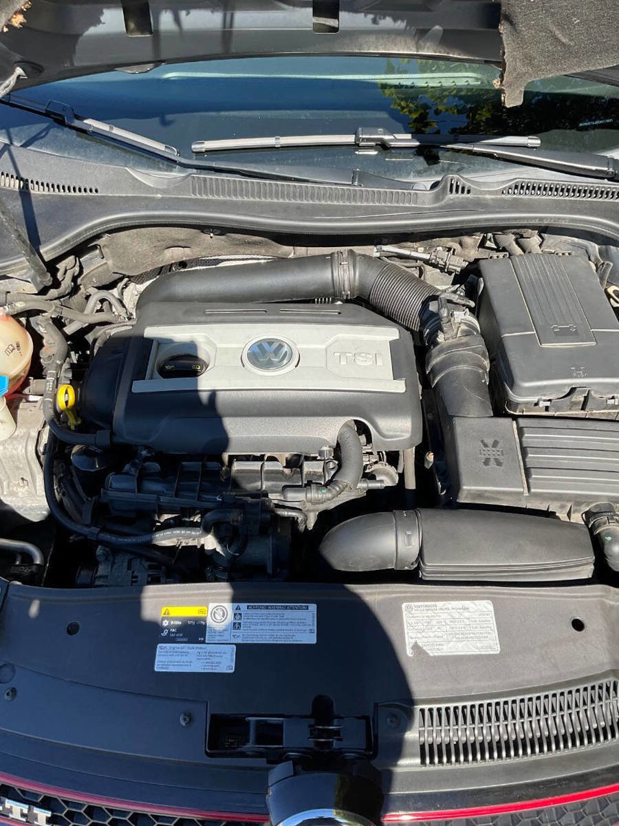 Used 2014 Volkswagen GTI Wolfsburg Edition image 12