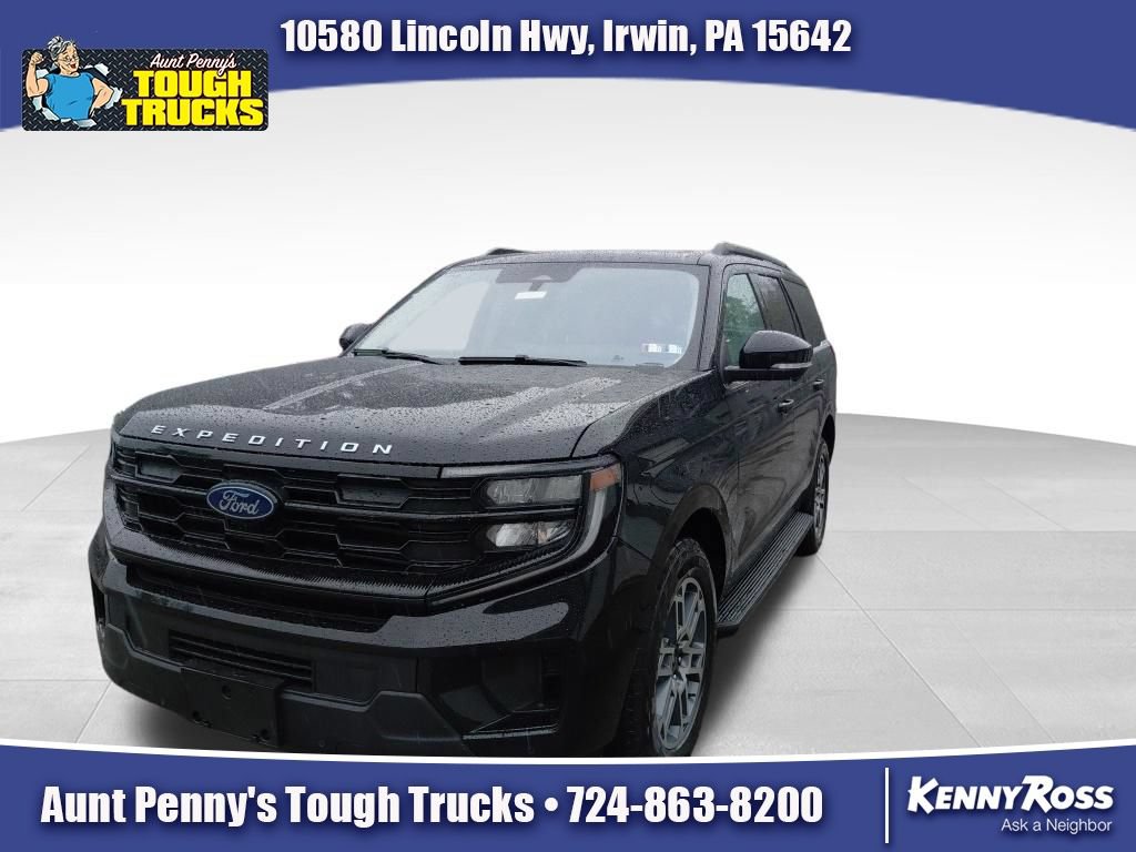 Used 2025 Ford Expedition Active AWD/4WD image 1