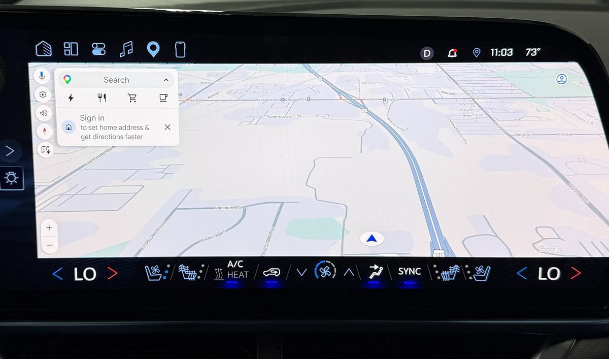 Used 2025 Chevrolet Equinox EV LT w/ Convenience Package II FWD image 22