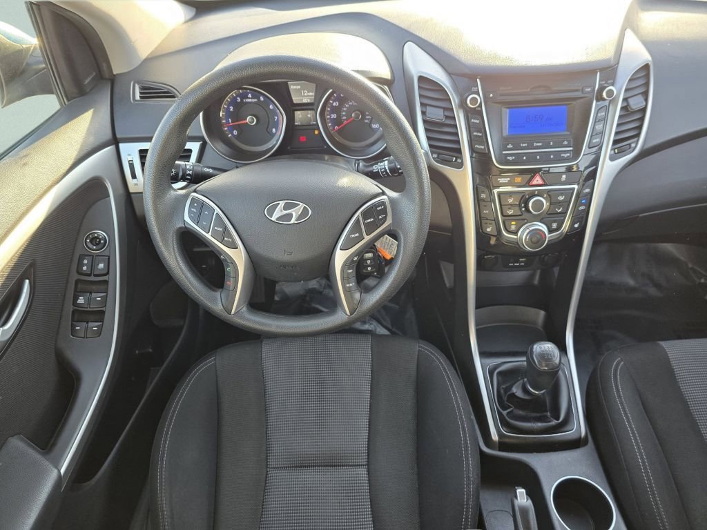 Used 2016 Hyundai Elantra GT image 30