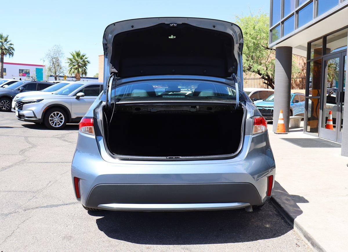 Used 2022 Toyota Corolla LE FWD image 22