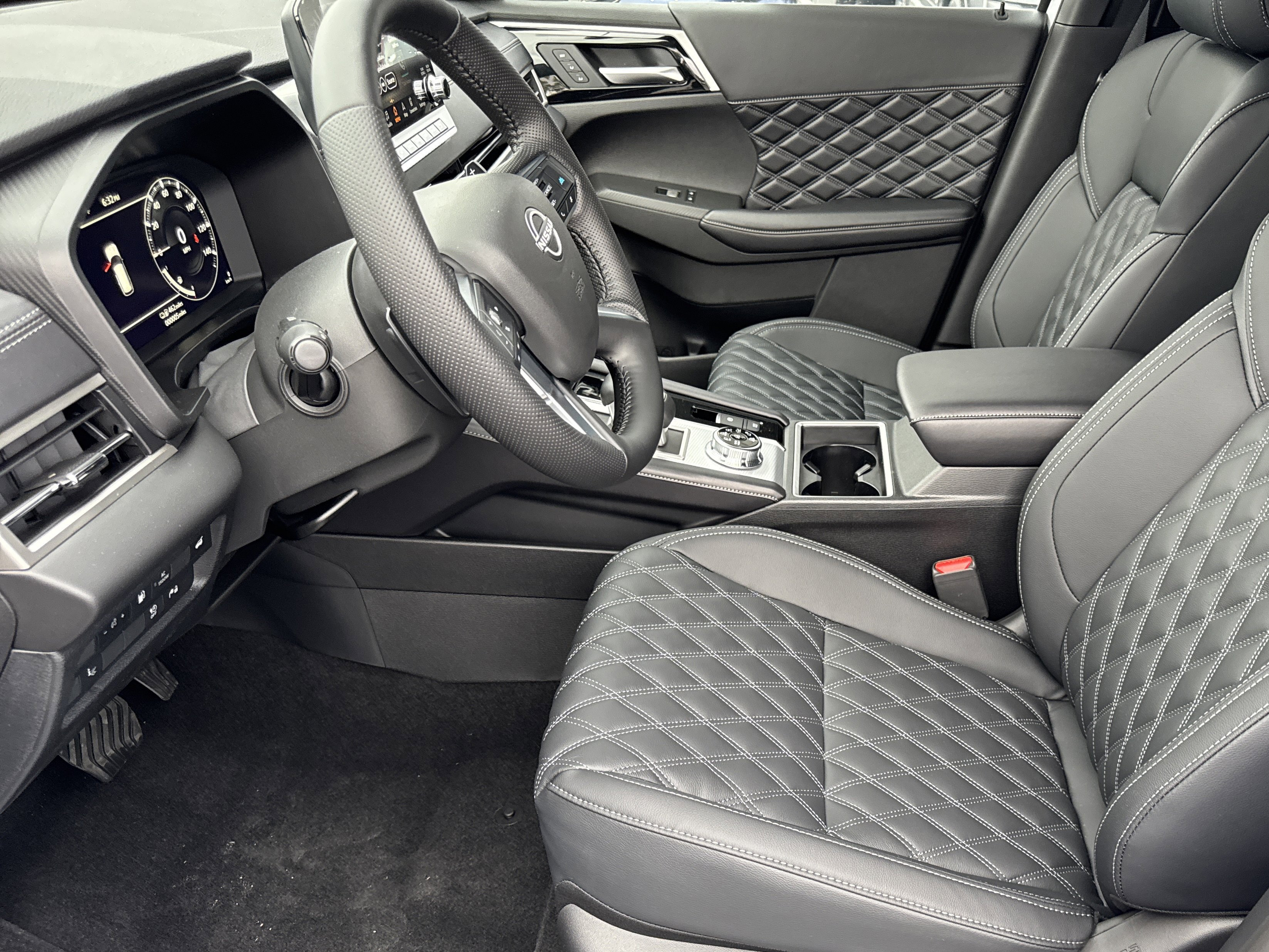 New 2026 Nissan Rogue Platinum AWD/4WD image 11