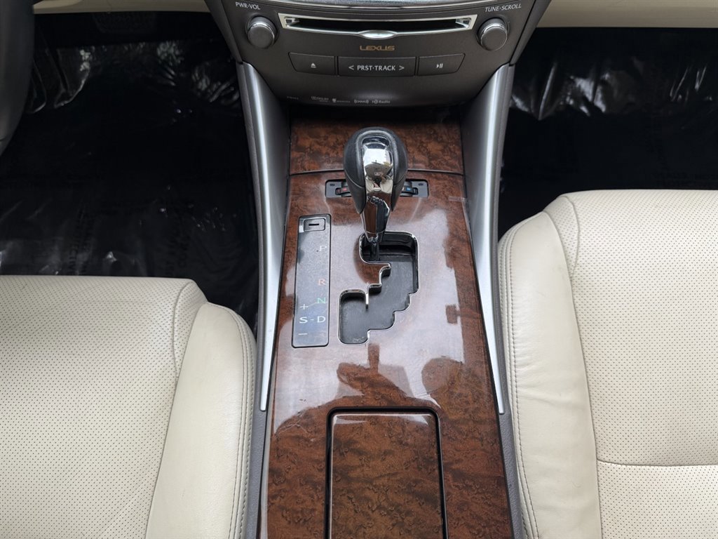 Used 2013 Lexus IS 250 w/ Premium Pkg Value Edition RWD image 20