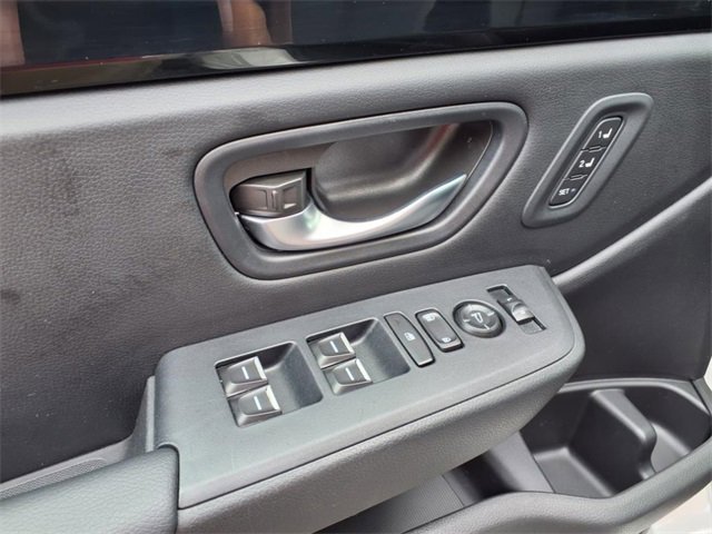 Certified 2025 Honda Pilot EX-L image 14