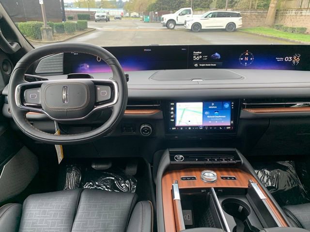 New 2026 Lincoln Navigator Black Label AWD/4WD image 22