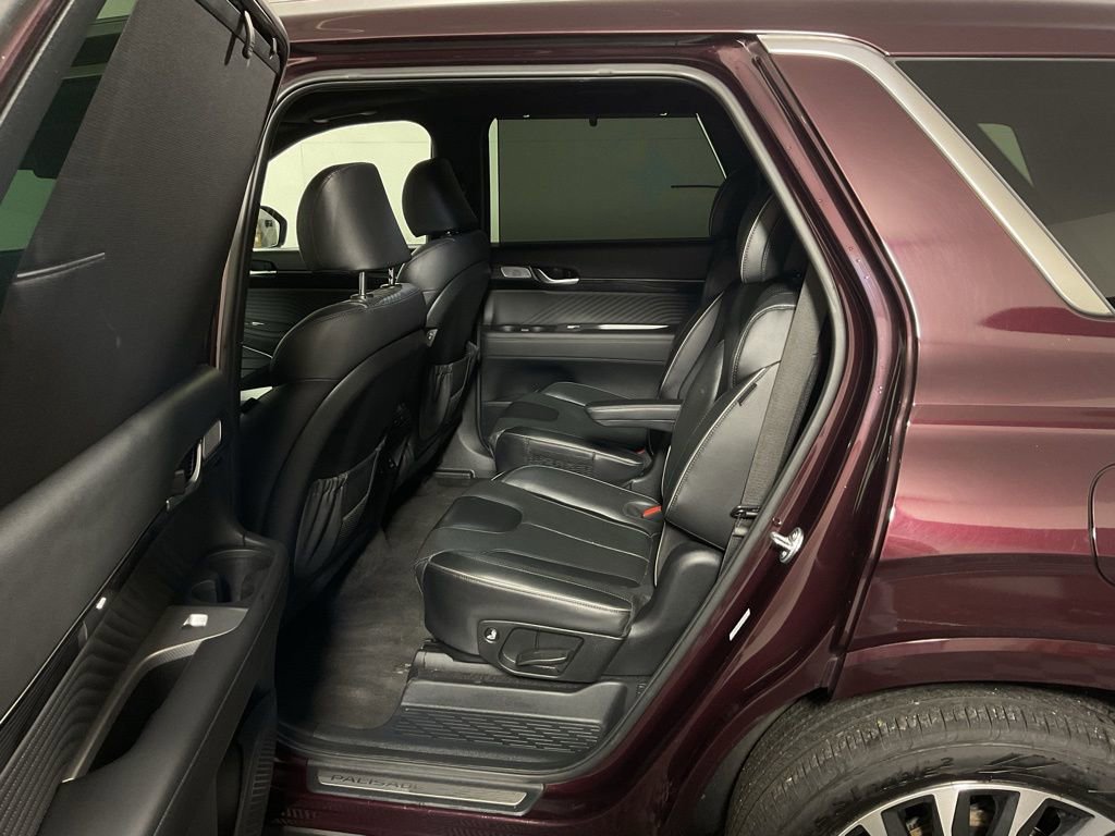 Used 2024 Hyundai Palisade Calligraphy image 32