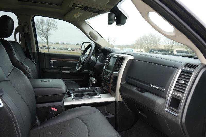 Used 2014 RAM 3500 Laramie w/ Convenience Group image 16