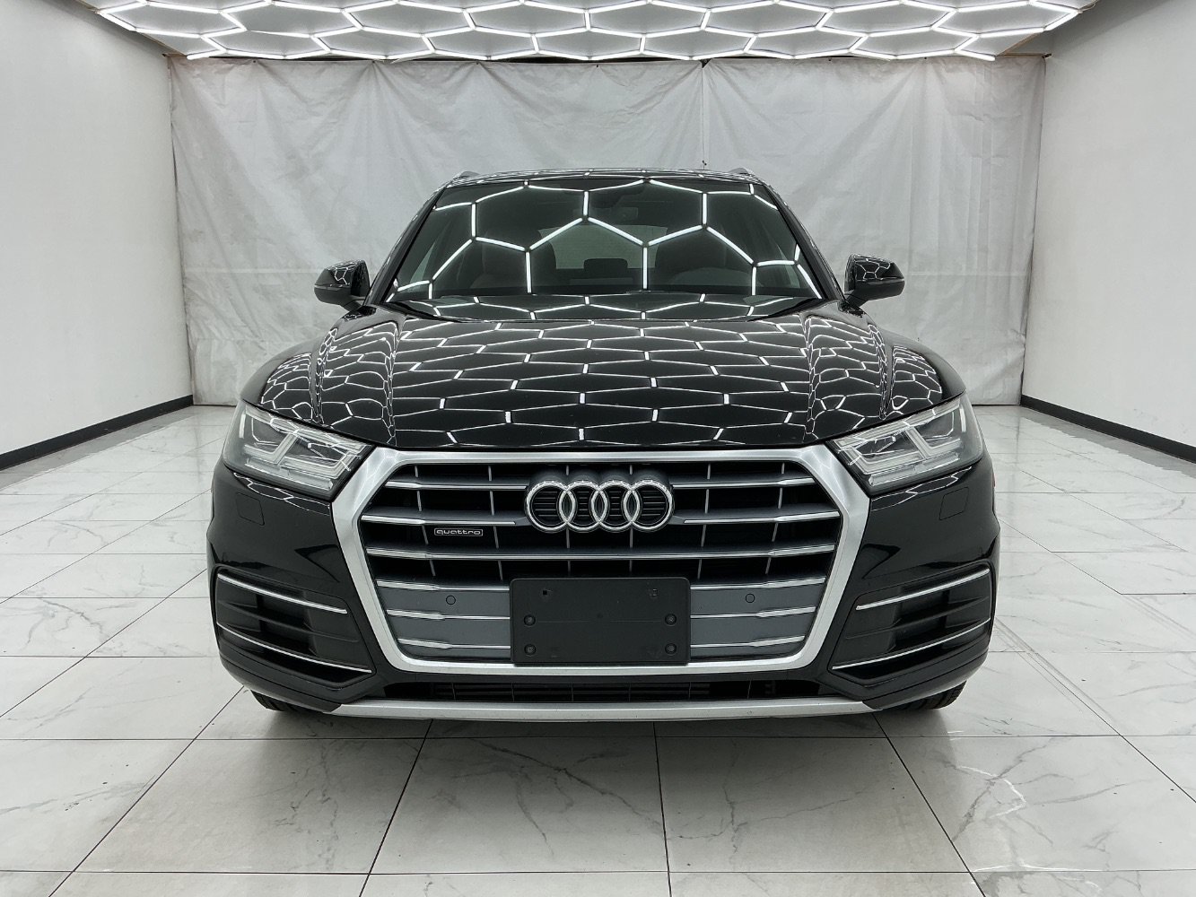 Used 2020 Audi Q5 2.0T Premium Plus w/ Premium Plus Package AWD/4WD image 5
