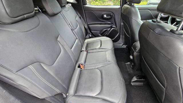 Used 2020 Jeep Renegade Altitude AWD/4WD image 37