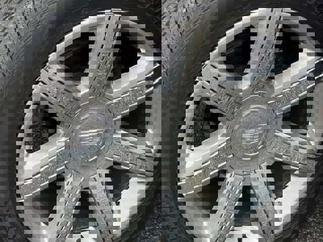 Used 2020 Cadillac Escalade Luxury image 11