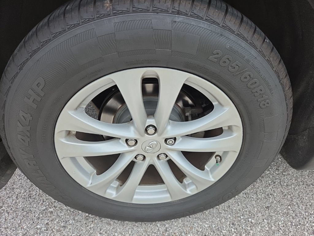 Used 2014 INFINITI QX70 2WD w/ Premium Package image 10