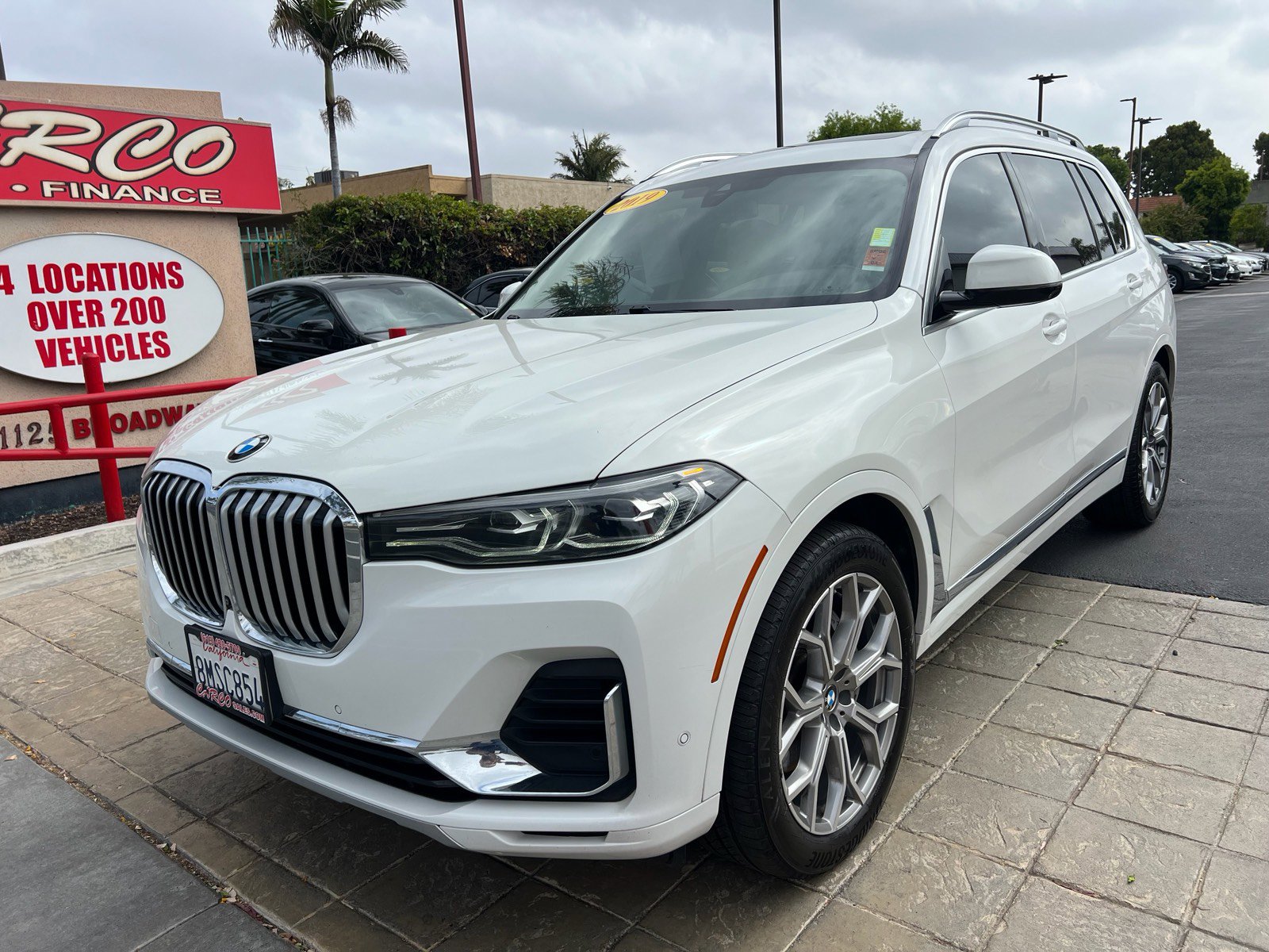 Used 2019 BMW X7 xDrive40i w/ Premium Package AWD/4WD image 4