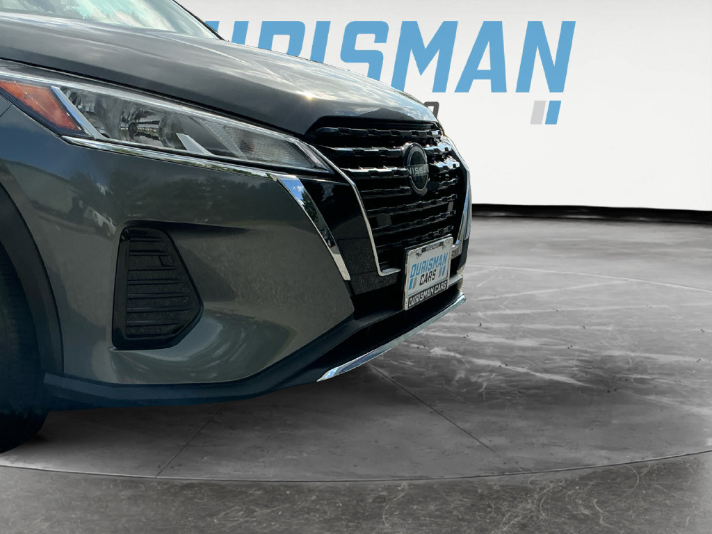 Used 2025 Nissan Kicks Play S FWD image 22