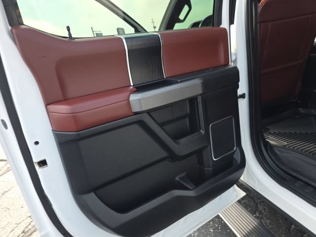 Used 2019 Ford F150 Platinum w/ Technology Package AWD/4WD image 25
