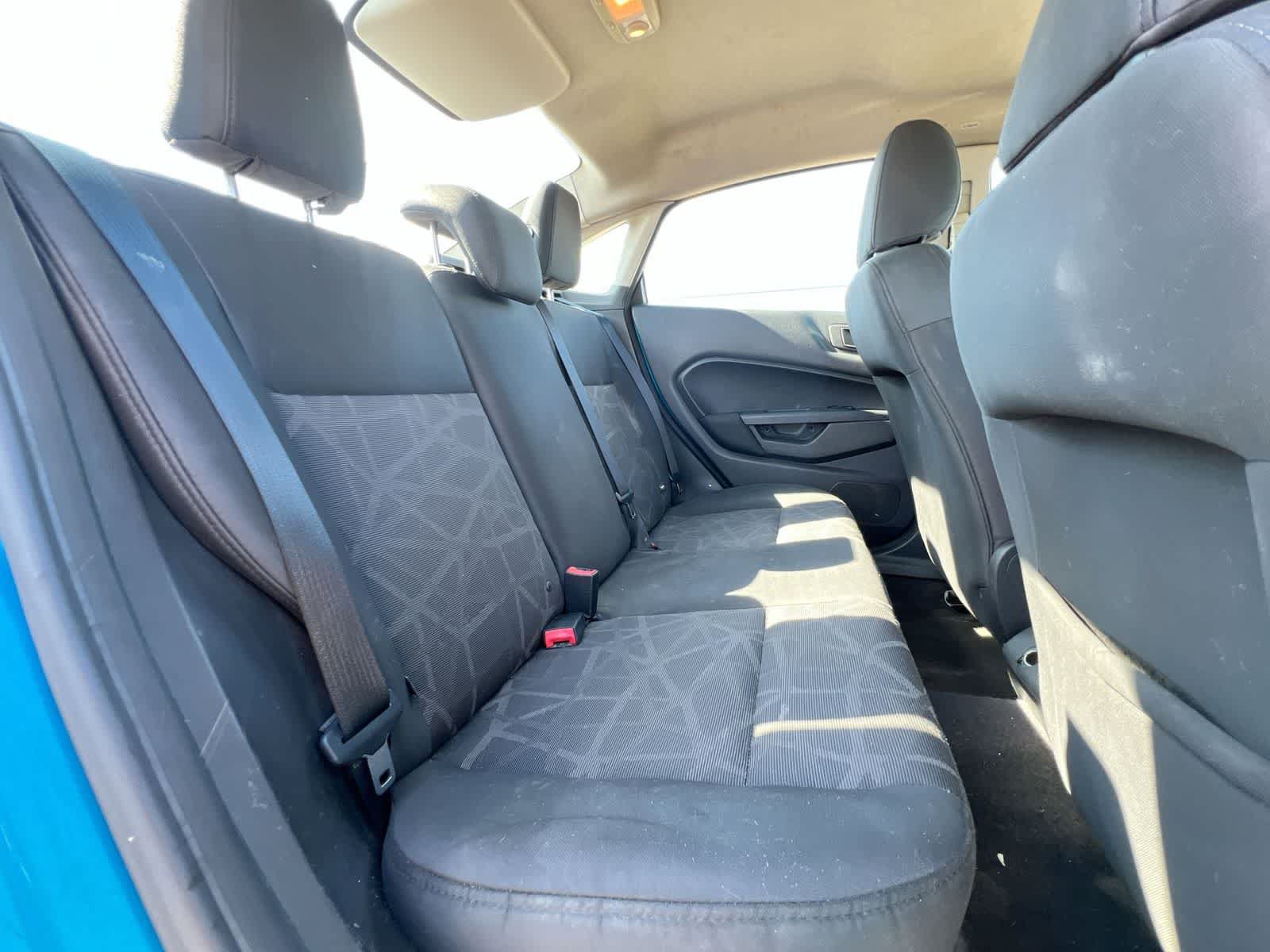 Used 2013 Ford Fiesta SE FWD image 20