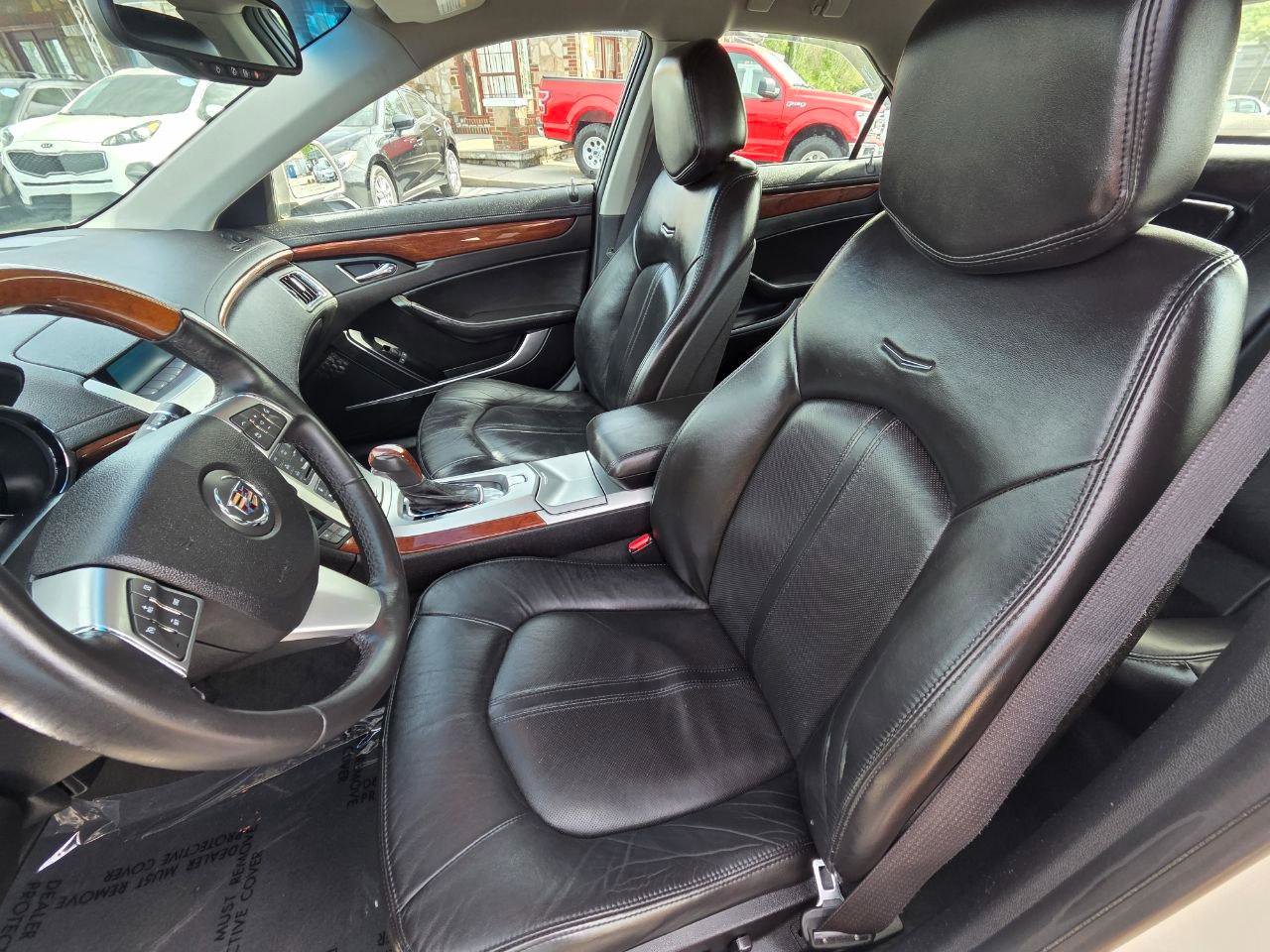 Used 2010 Cadillac CTS Luxury image 11