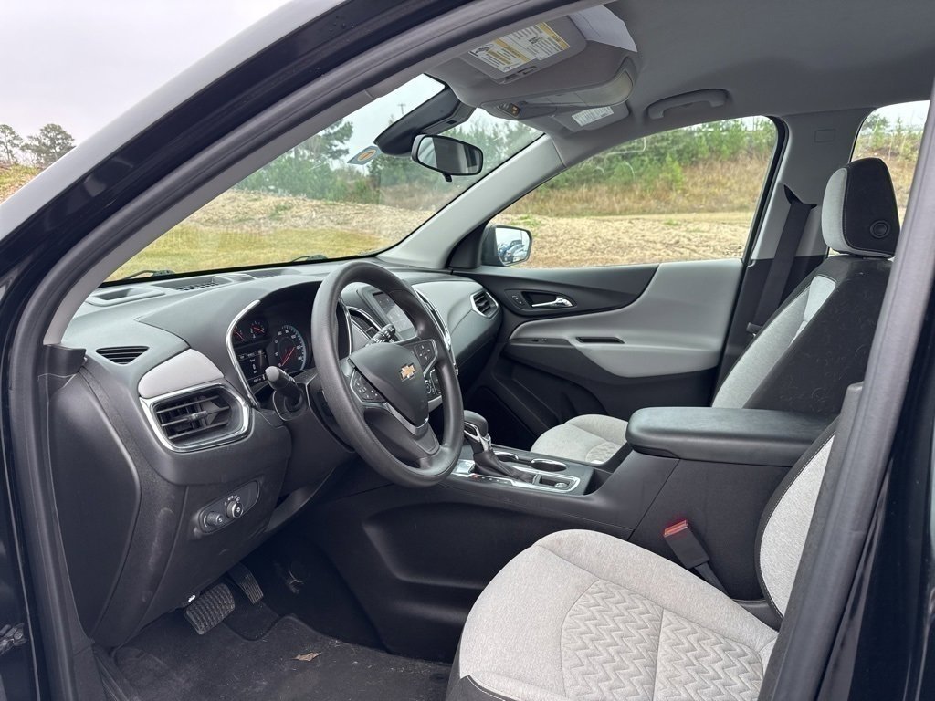 Used 2022 Chevrolet Equinox LS image 8
