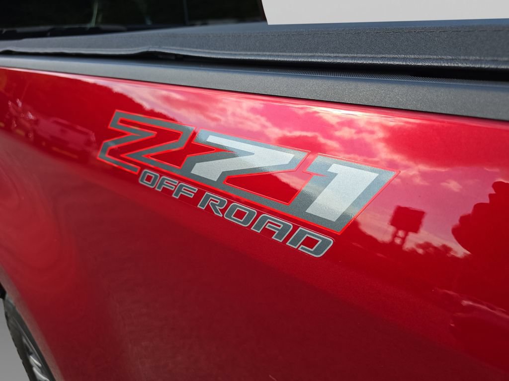 Used 2022 Chevrolet Colorado Z71 AWD/4WD image 16