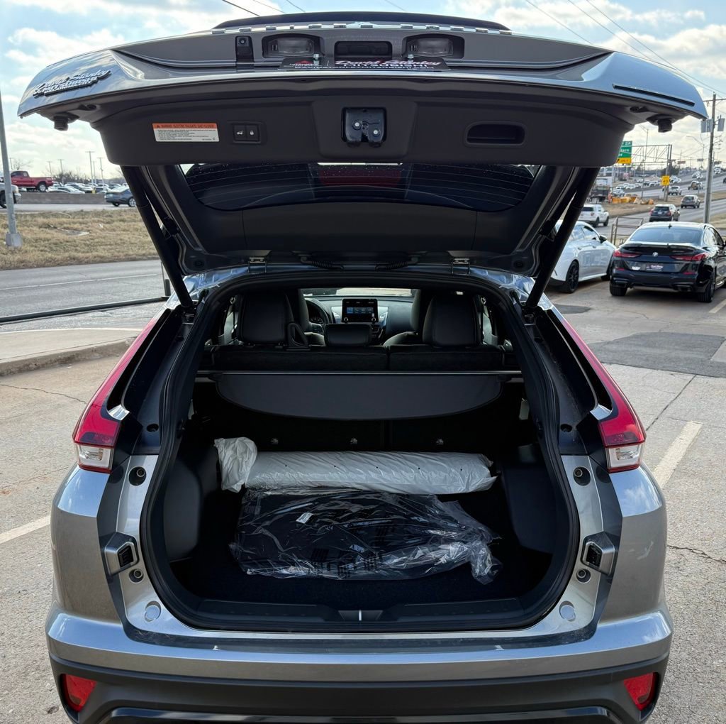 New 2026 Mitsubishi Eclipse Cross Black Edition image 7