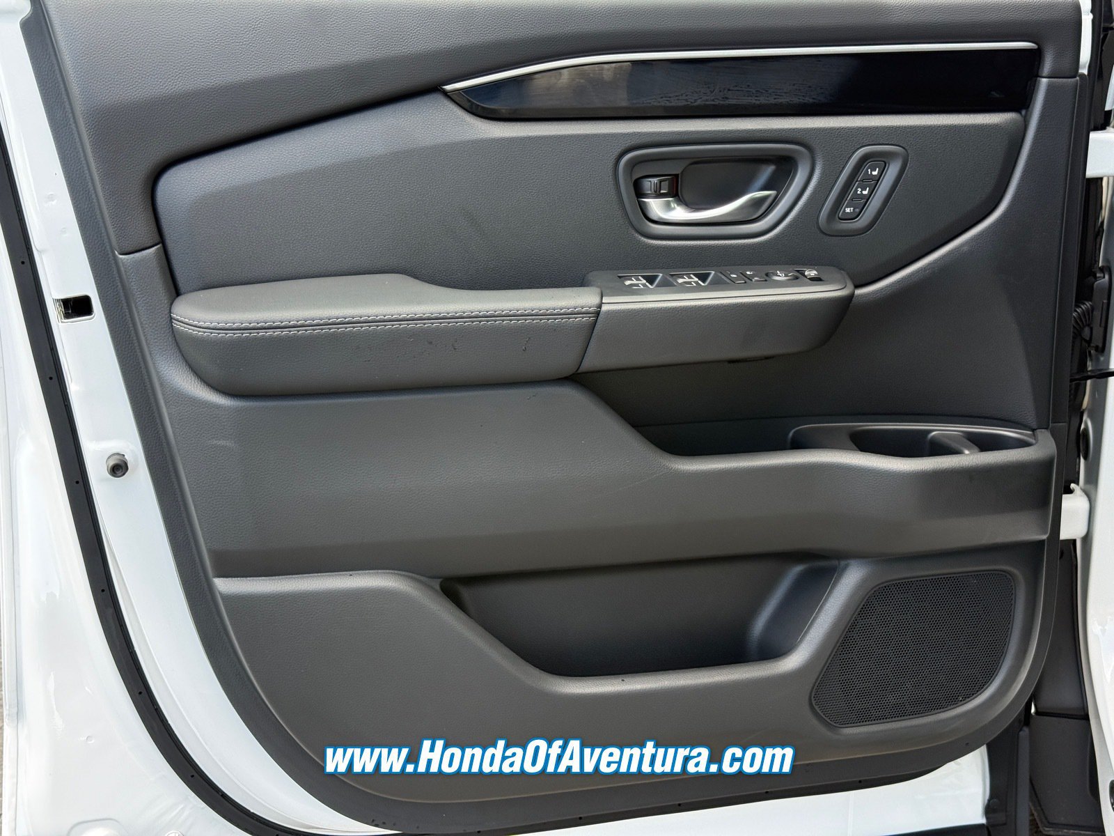 Certified 2026 Honda Passport RTL image 25
