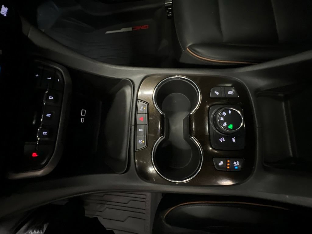 Used 2021 GMC Acadia AT4 w/ Preferred Package AWD/4WD image 37