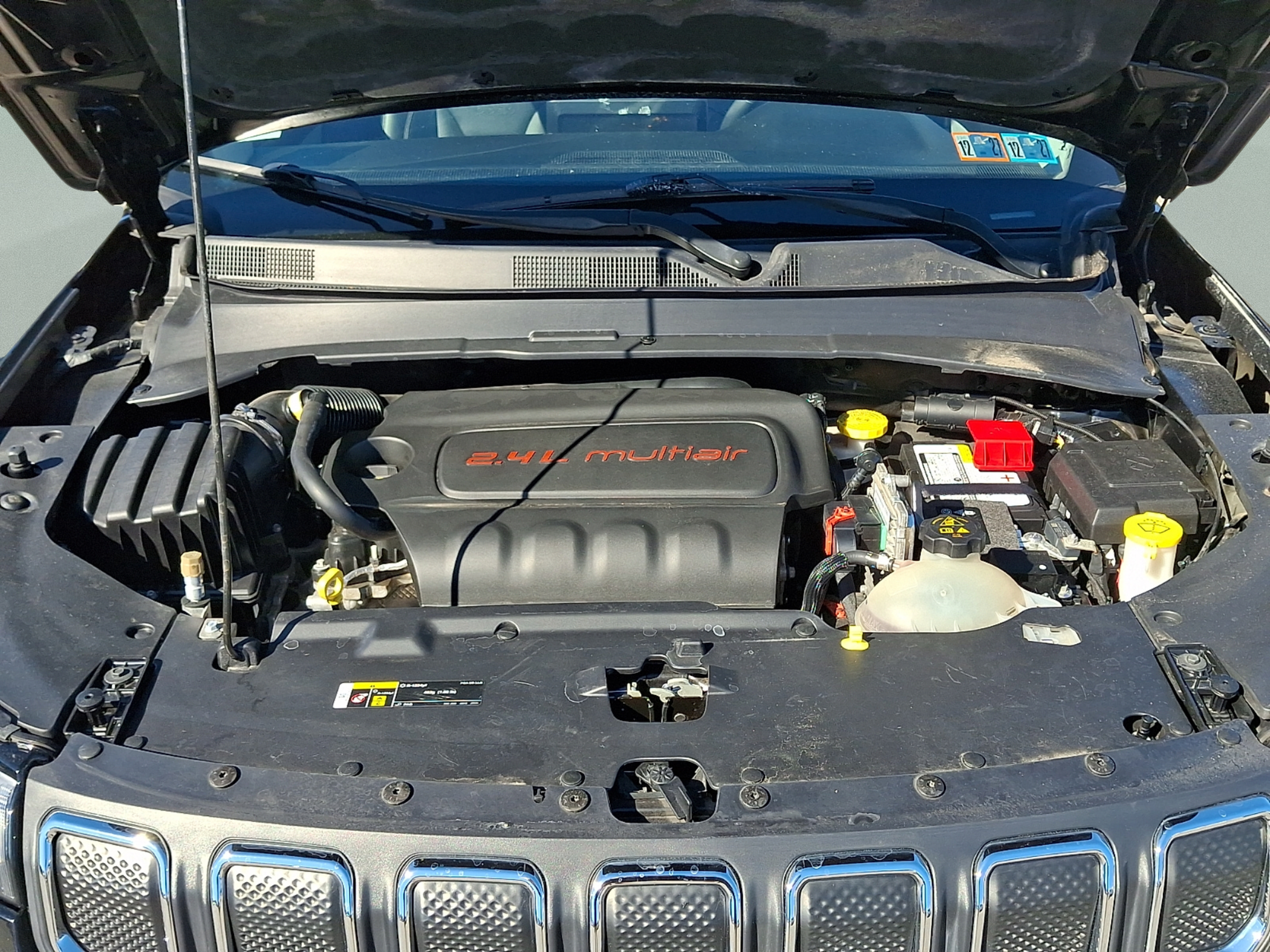 Certified 2022 Jeep Compass Latitude AWD/4WD image 22
