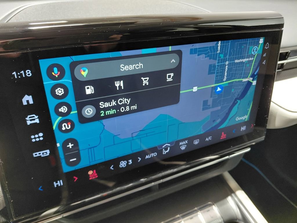 Used 2025 Lincoln Nautilus Premier image 7