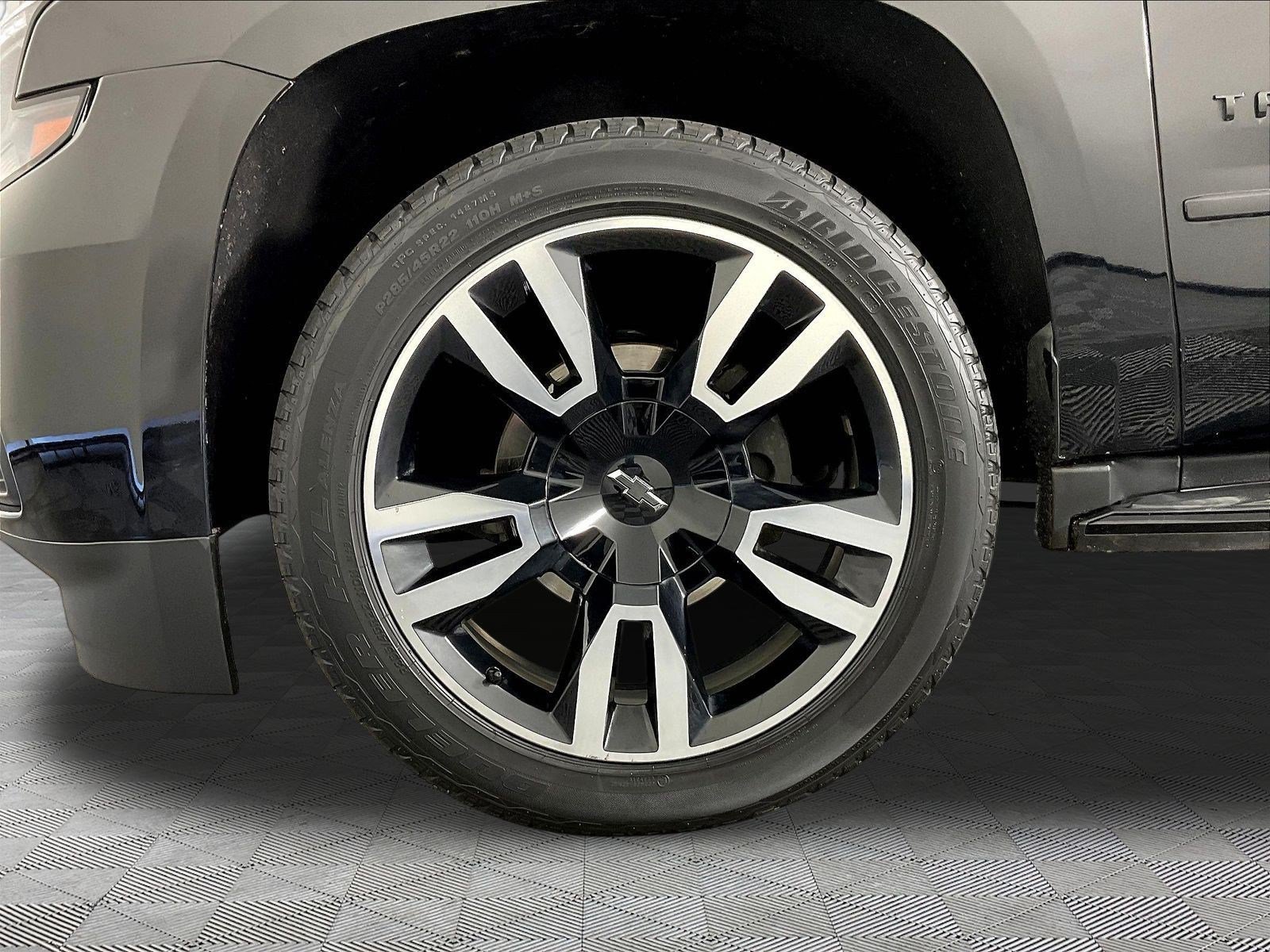 Used 2019 Chevrolet Tahoe Premier AWD/4WD image 35