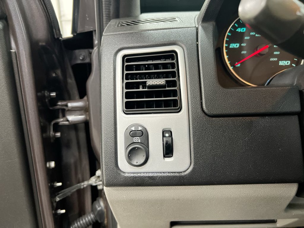 Used 2007 Chevrolet Equinox LT w/ LT Preferred Equipment Group FWD image 17