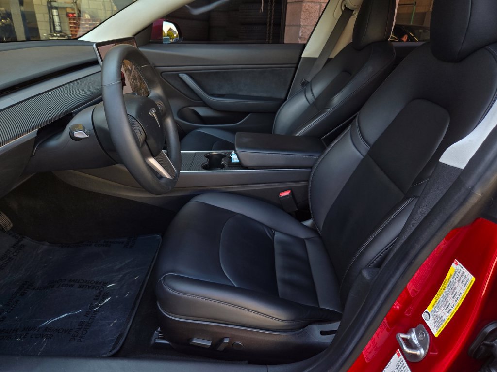 Used 2018 Tesla Model 3 Long Range RWD image 16