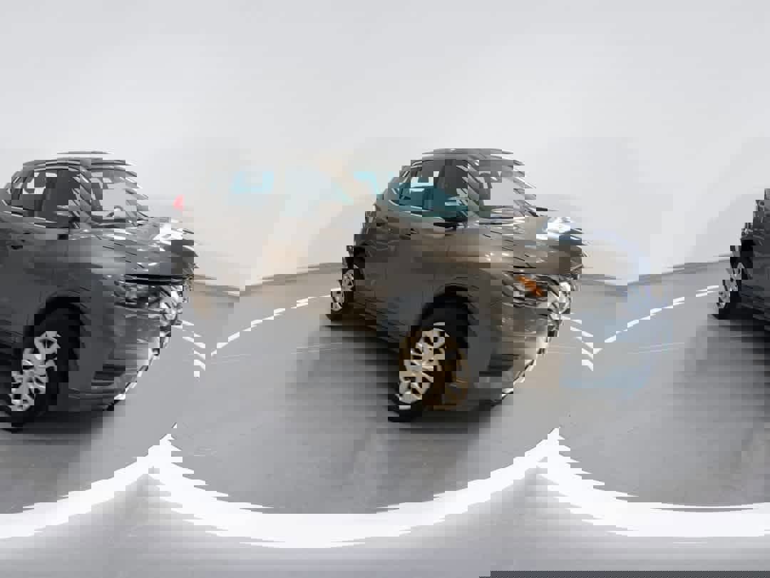 Used 2020 Nissan Rogue S image 2