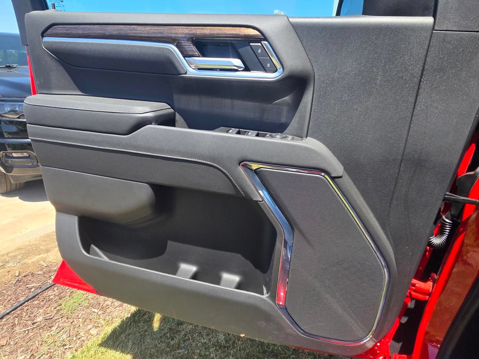 New 2026 GMC Sierra 1500 Elevation w/ Elevation Select Package AWD/4WD image 13