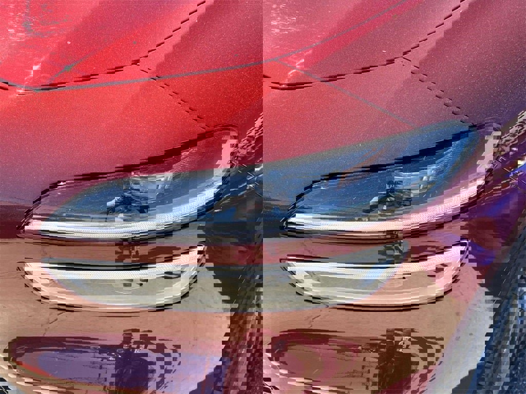 Used 2025 Genesis G70 2.5T w/ Sport Prestige Package image 7