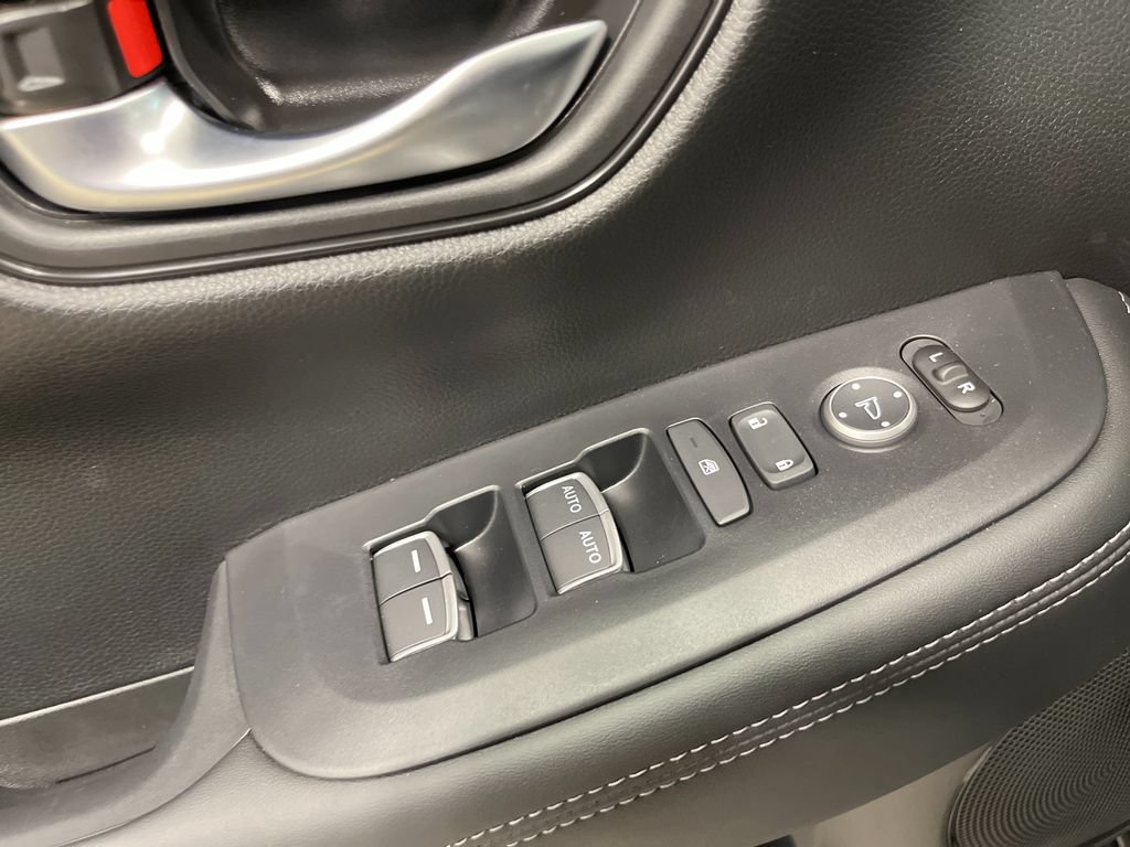 New 2027 Honda HR-V EX-L image 13
