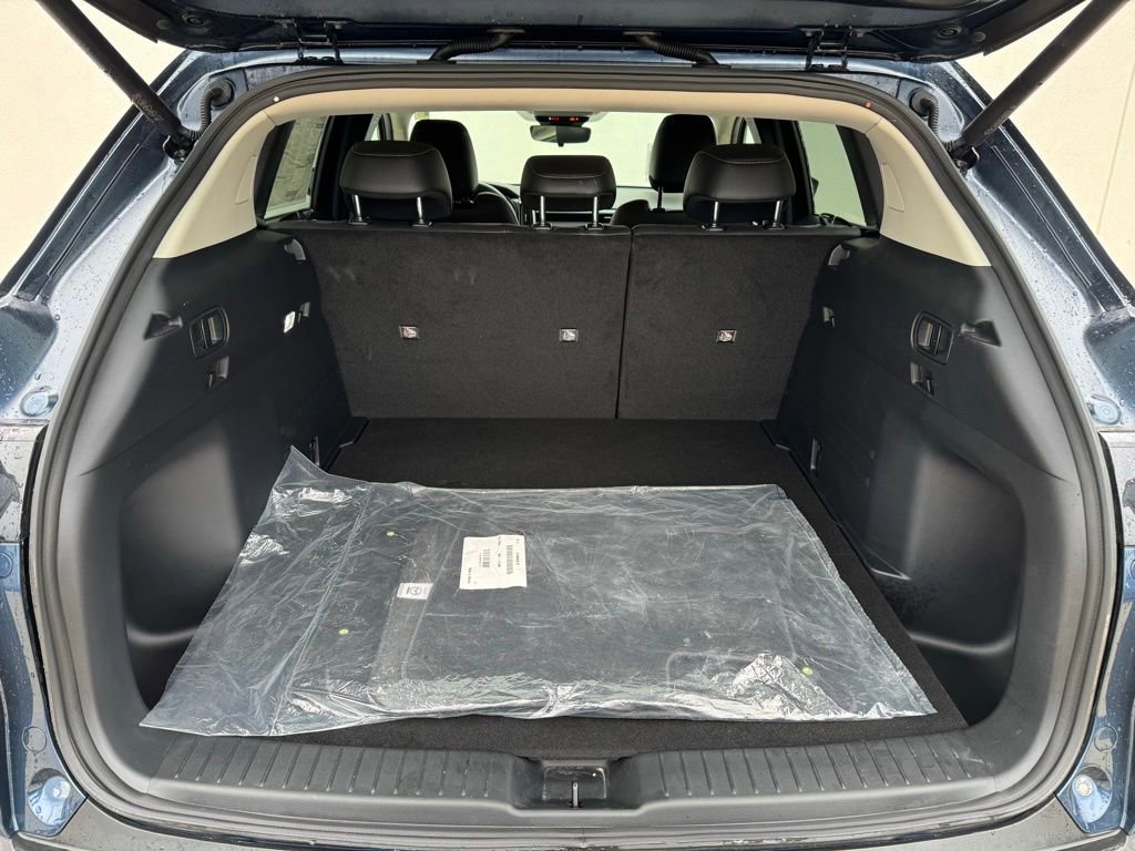 Certified 2025 MAZDA CX-50 AWD 2.5 S w/ Premium Package image 14