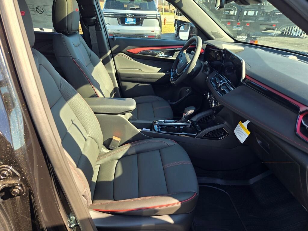 New 2026 Chevrolet TrailBlazer RS w/ Convenience Package image 4