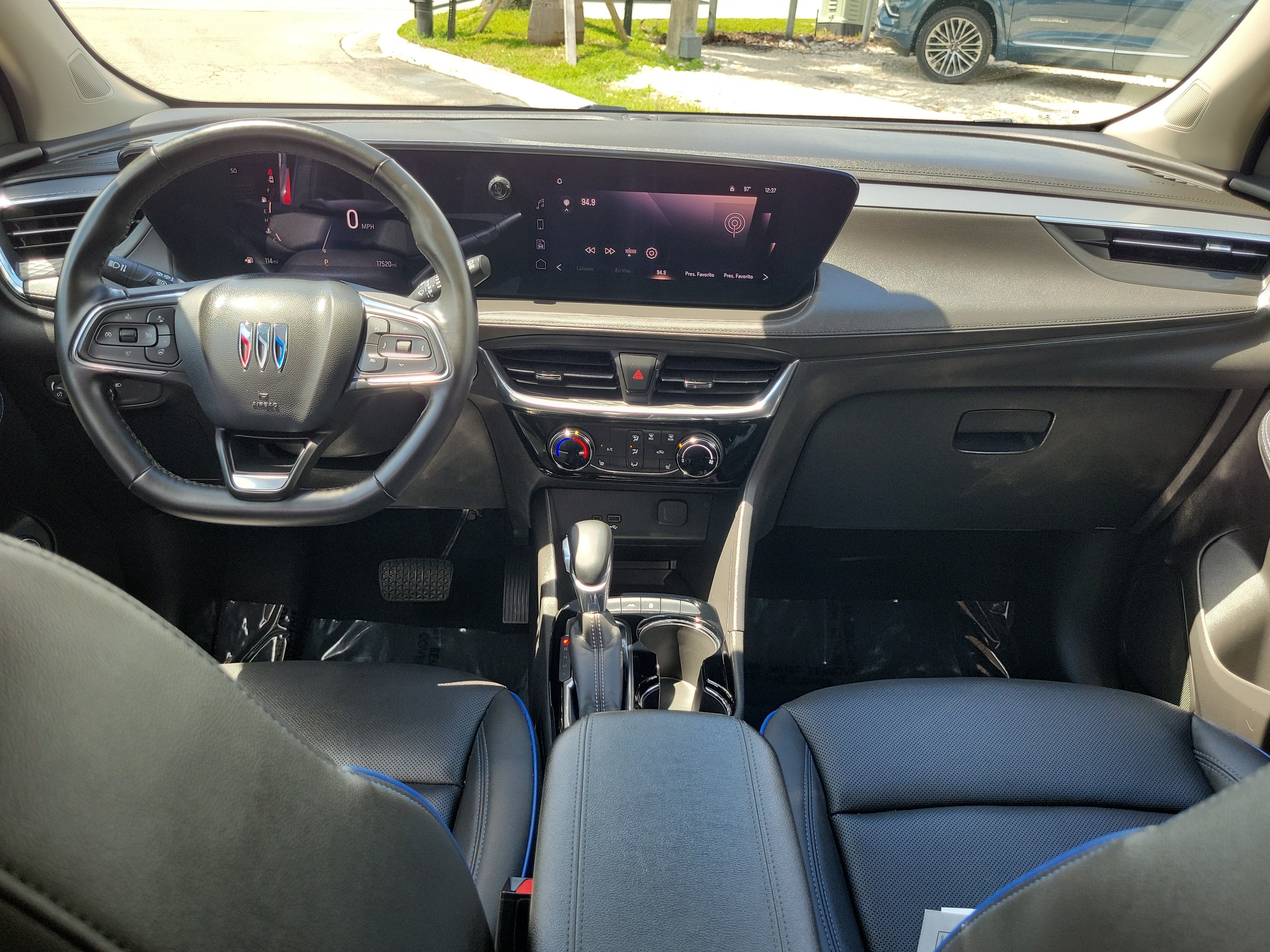 Used 2025 Buick Encore GX Sport Touring w/ Comfort Package FWD image 18